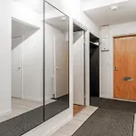 Citycenter Family Apartment, Three Bedrooms Up To 8 People, Free Parking And Wifi アパート