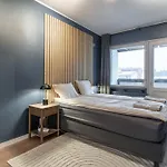 Citycenter Family Apartment, Three Bedrooms Up To 8 People, Free Parking And Wifi *