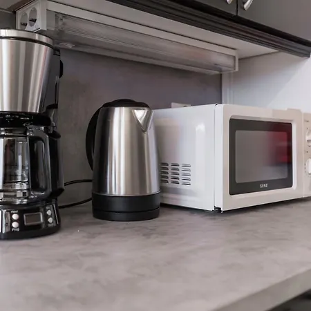 아파트 Citycenter Family Apartment, Three Bedrooms Up To 8 People, Free Parking And Wifi *