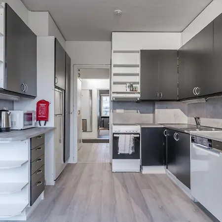 Center Topfloor Apartment, Three Bedrooms Up To 8 People, Free Parking Apartman Rovaniemi