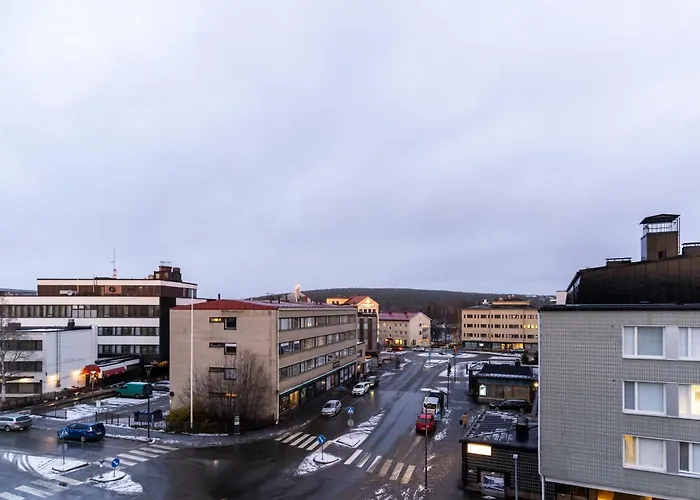 Citycenter Family Apartment, Three Bedrooms Up To 8 People, Free Parking And Wifi * ロヴァニエミ