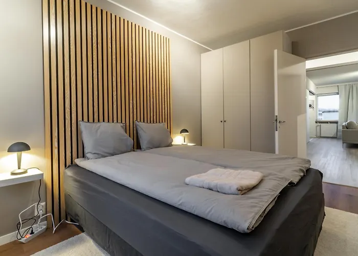 Citycenter Family Apartment, Three Bedrooms Up To 8 People, Free Parking And Wifi ロヴァニエミ