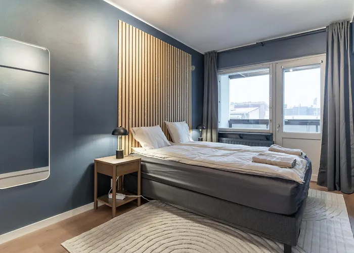 Citycenter Family Apartment, Three Bedrooms Up To 8 People, Free Parking And Wifi *